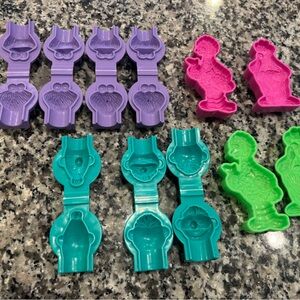 Colorful Plastic Mold playdoh Set - Teal, Purple, Pink, Green